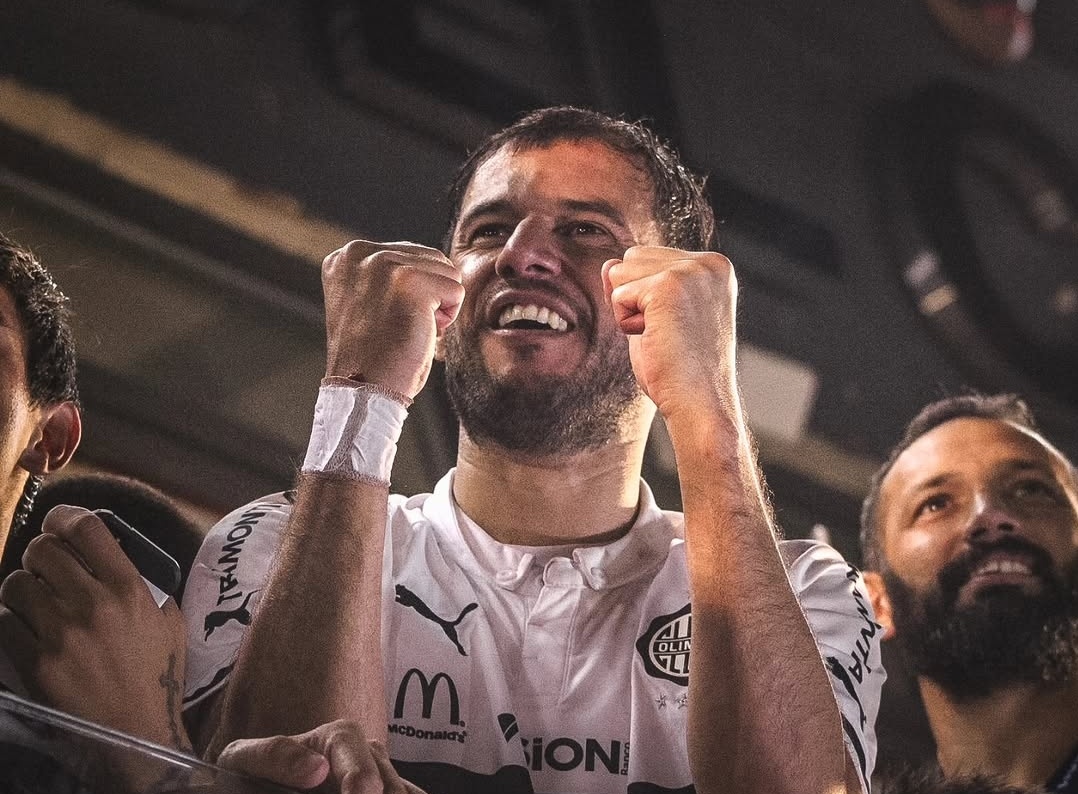 𝐎𝐋𝐈𝐌𝐏𝐈𝐀 Photos tweet media