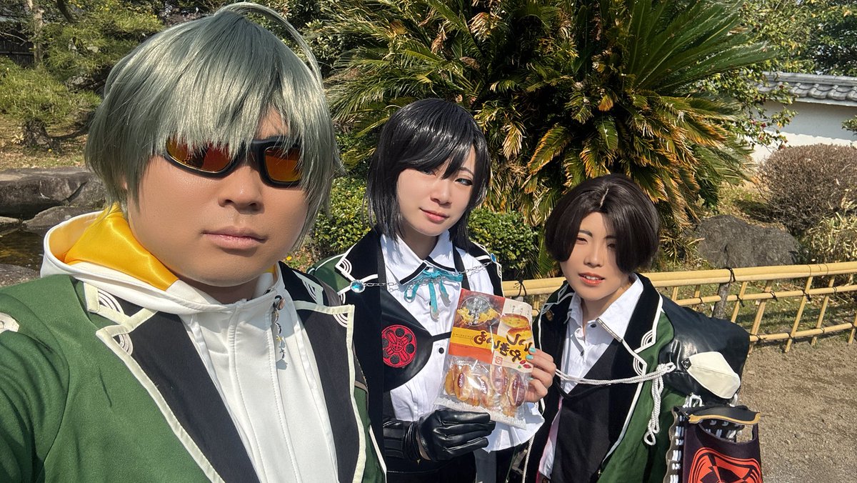 コチロー審神者垢@3/28コスオール tweet media