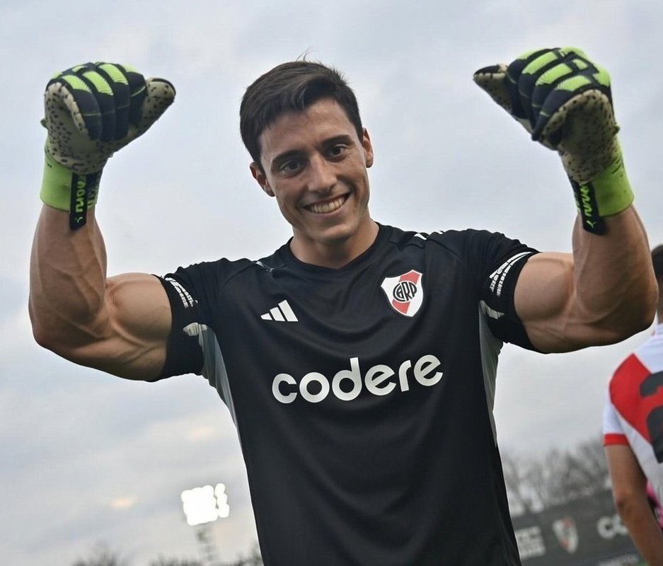 Goles de MAURITANIA al Fribu Martínez: 1 🥶🥶❄️

Goles de Mauritania, Brasil, España e Italia a Santiago Beltrán: 0 😎😎😮‍💨😮‍💨😮‍💨