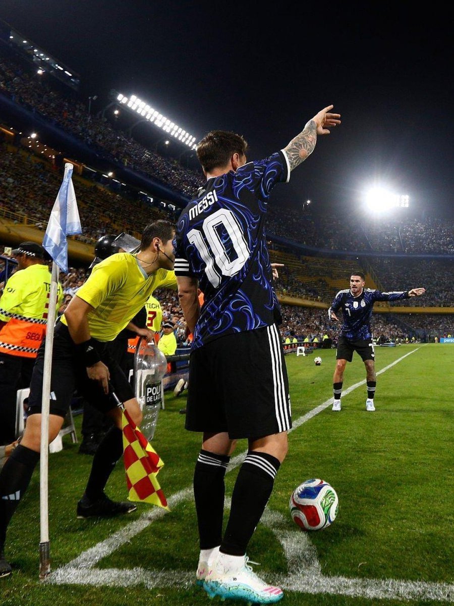 MessiPlusX tweet media