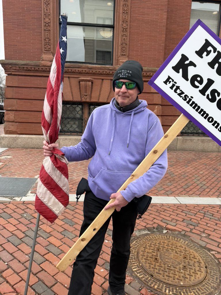 Loren Katie tweet media