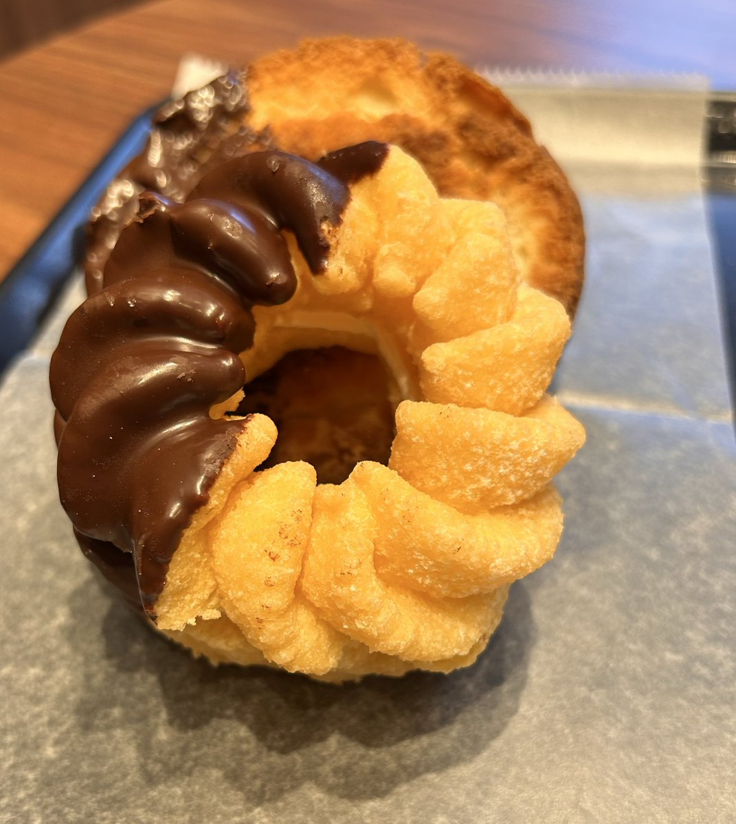 フェルディナン tweet media