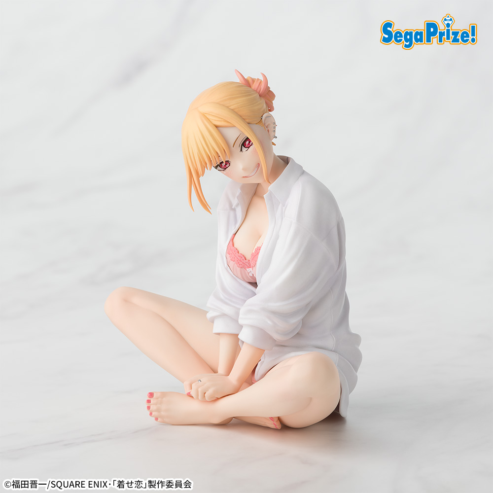 【#プライズ 情報】
「TVアニメ「その着せ替え人形は恋をする」 Yumemirize “喜多川海夢”」が入荷！

オーバーサイズの白いワイシャツを纏った喜多川海夢がYumemirizeに登場！
悪戯っ子のような笑顔と無防備な姿がとってもキュートです！ 

#着せ恋 #ゲームプラザセントラル浦安店