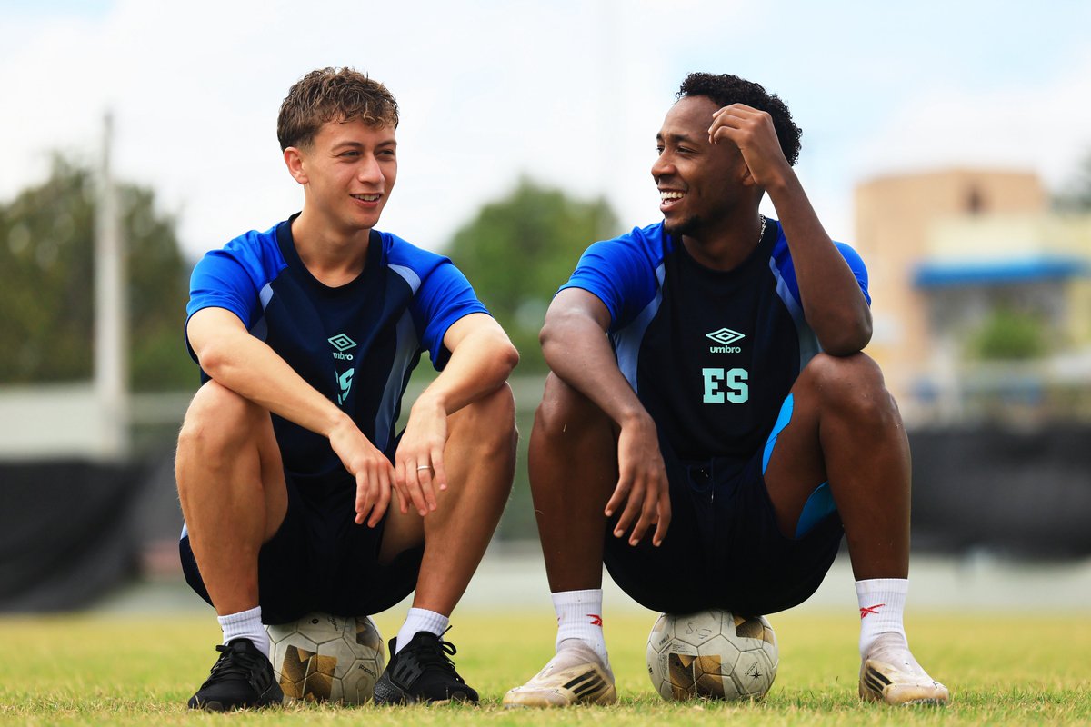 La Selecta tweet media