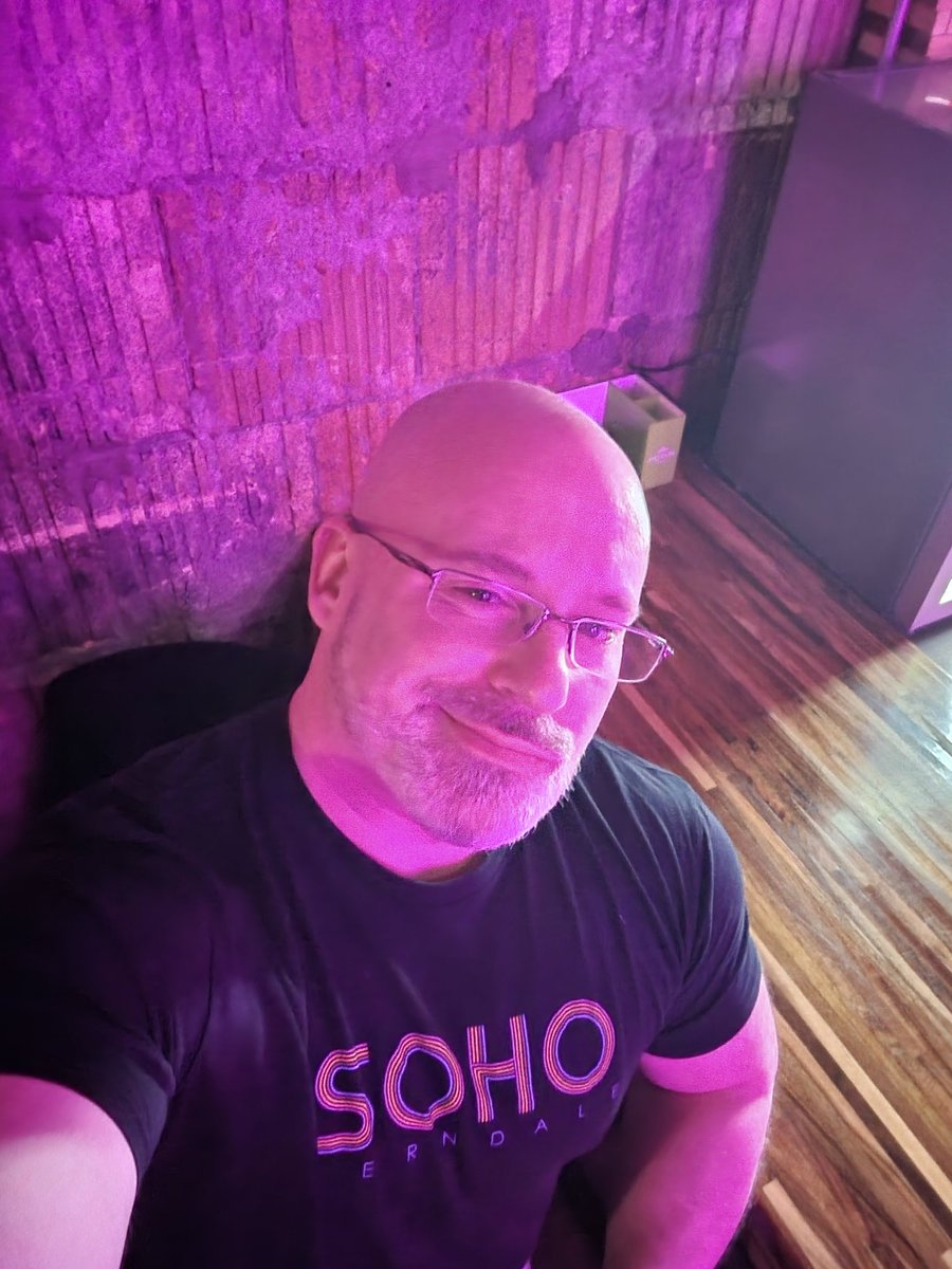 portice_todd's tweet photo. Come dance the night away at 215w tonight. See me at the door and say hi. Have a few drinks and let loose on the dance floor. Celebrate this chilly Friday night with us at 215w. https://t.co/dNojbyod27