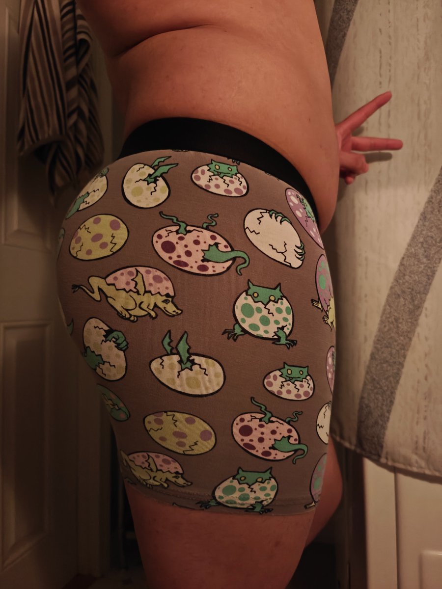 Lewdheartbutt's tweet photo. Been staying consistent  with exercise :> definitely ripe tonight https://t.co/qGfy8iNMbC