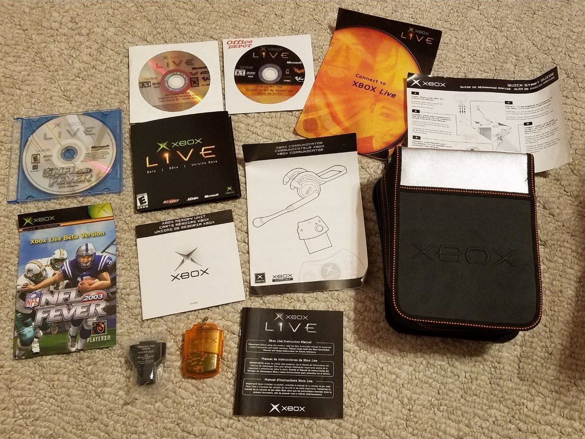 igotgame's tweet photo. @Xbox I think I should get one of everything you showed in this picture for free because I've had the same Xbox live account since I was a beta tester for it and I'll still have my Xbox Live beta tester kit.  #Xbox #Collector https://t.co/pV914PeKN4