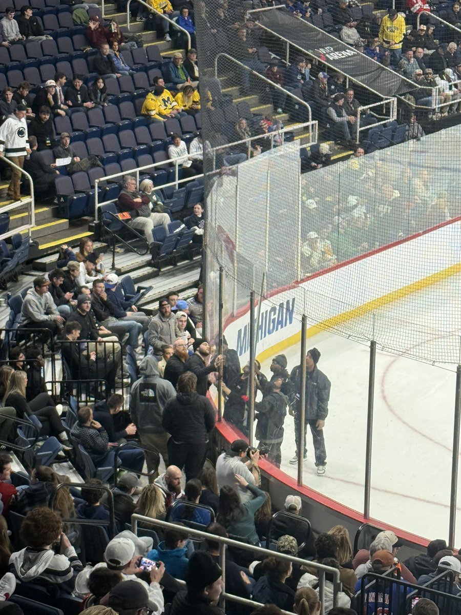 Mike Grinnell tweet media