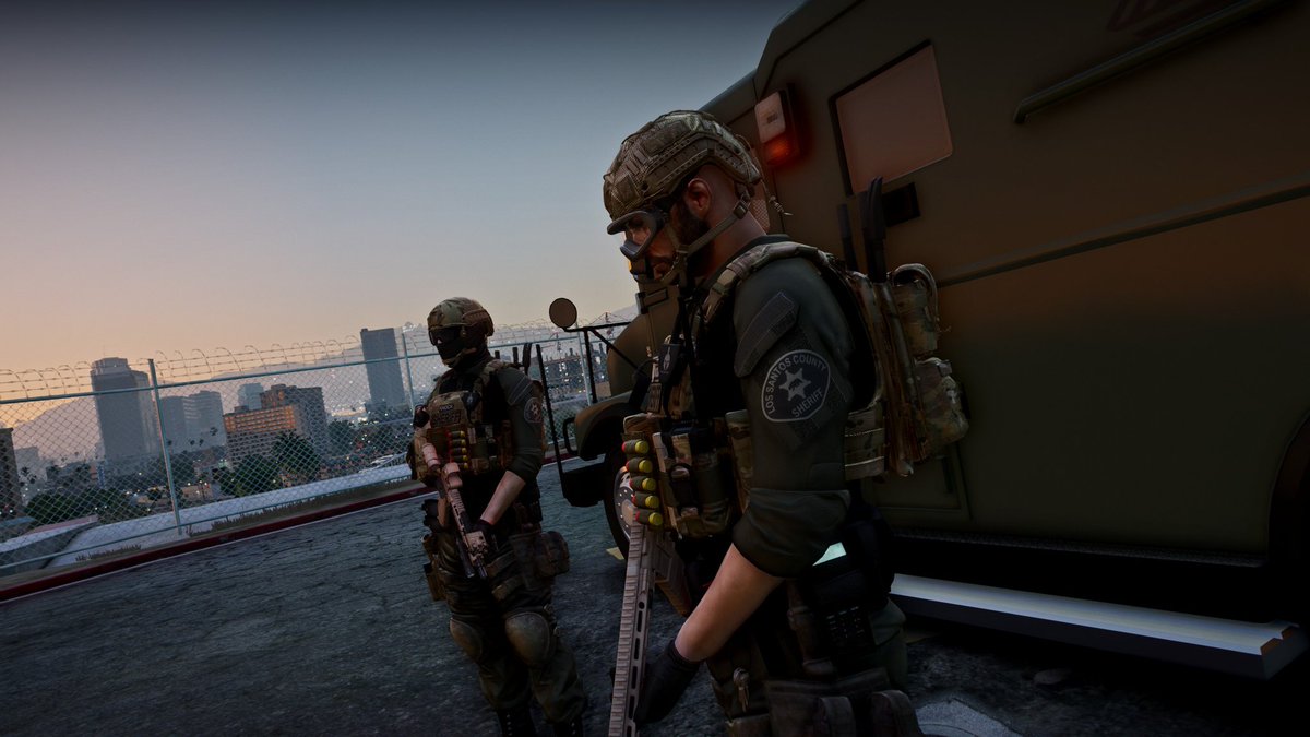 Mr_Coffee783's tweet photo. Say hello to the New LSSD SWAT Team Sgt Coffee and SGT @GusFox8 https://t.co/7NygAdXkwe