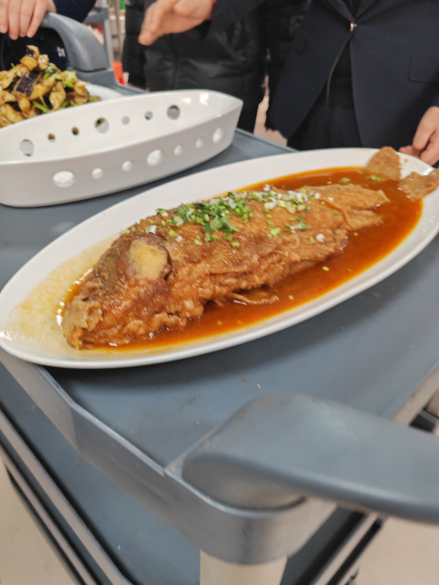 Mr Triniman  tweet media