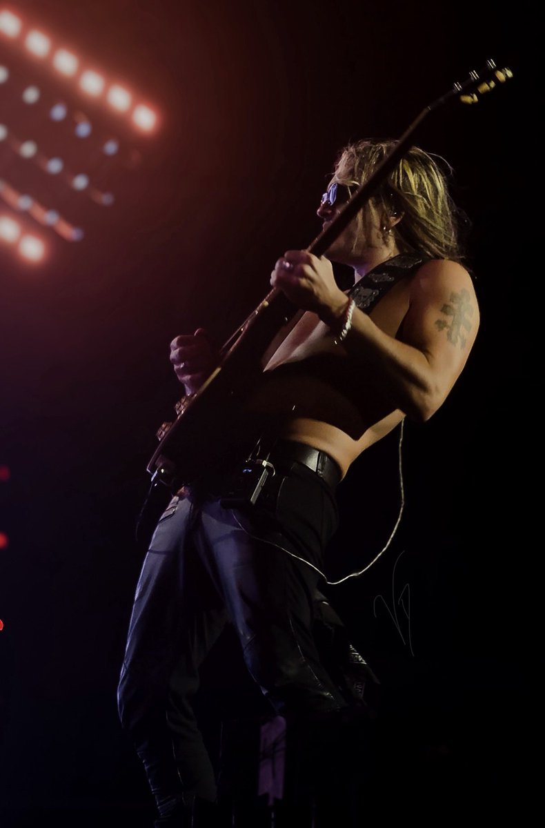 biole 🪬 tweet media