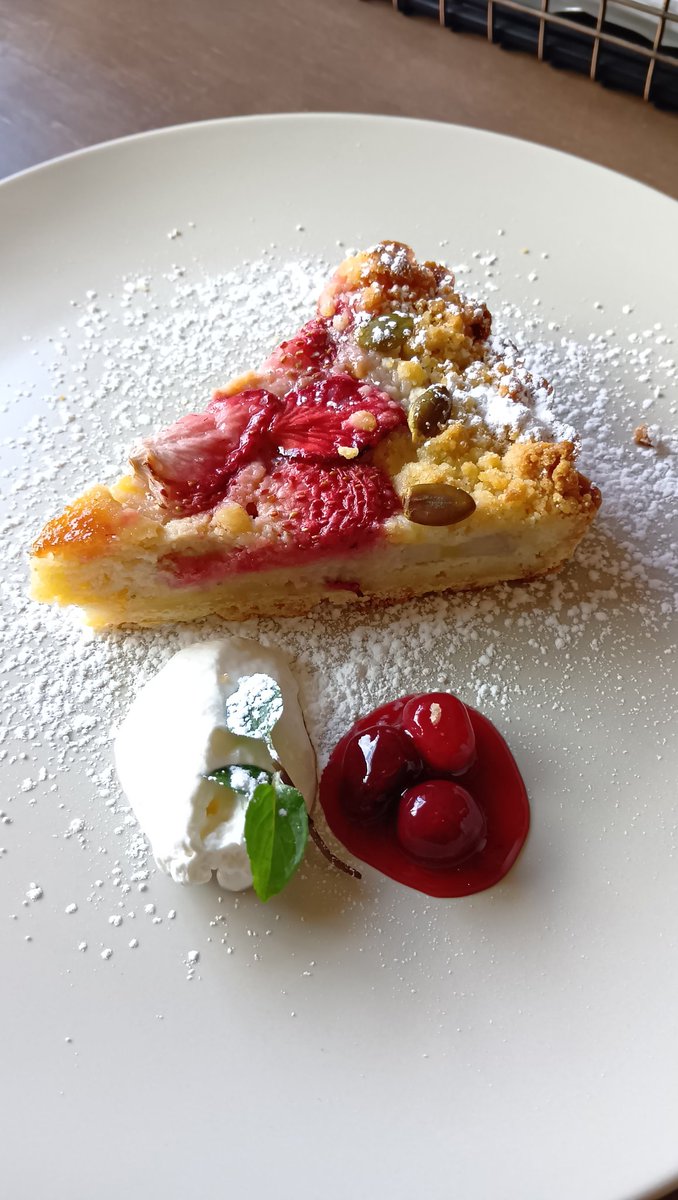 ぱんぷ◆愛はステロイド／サブスタンス／2001年宇宙の旅／恋愛裁判／旅と日々／ウォーフェア／イント… tweet media