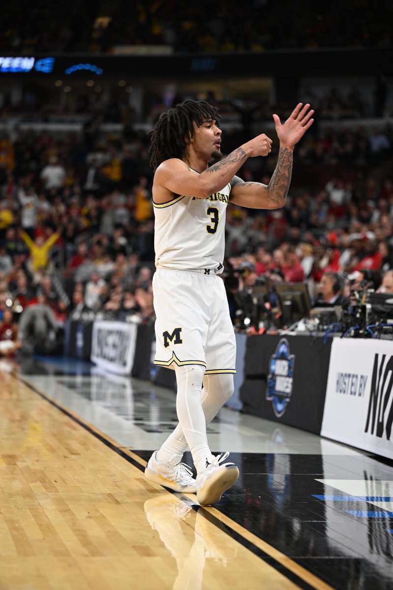 umichbball's tweet image. Makin’ it happen!