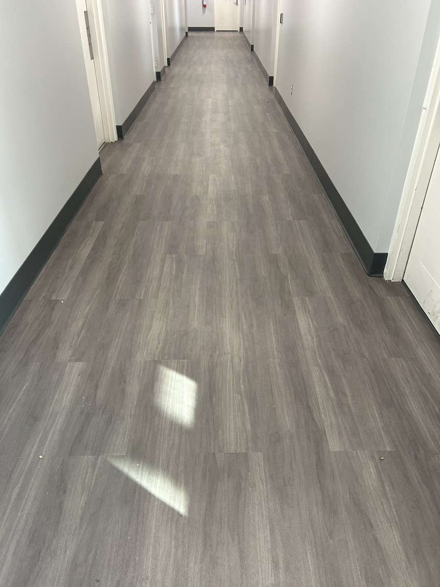 tcwall45's tweet image. Let’s wind down the work week with @InterfaceInc! 

Studio Set - Titanium 

#finallyfriday @lori_bailey