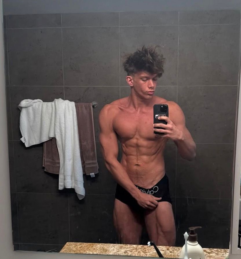 MASTER VARIS tweet media