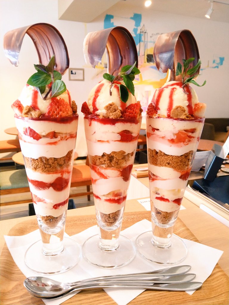 ateli M's tweet media