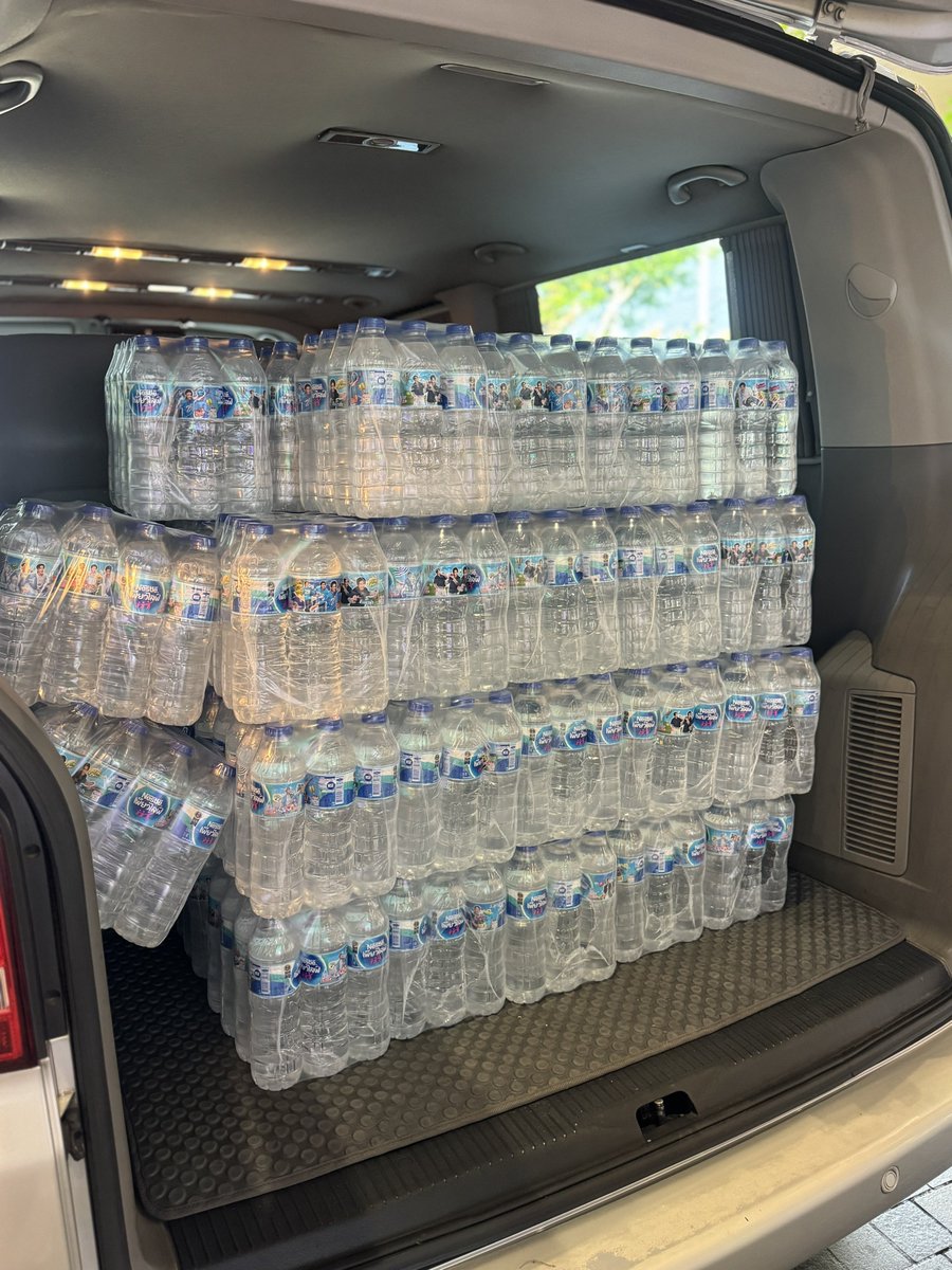 4getmenot789 tweet media