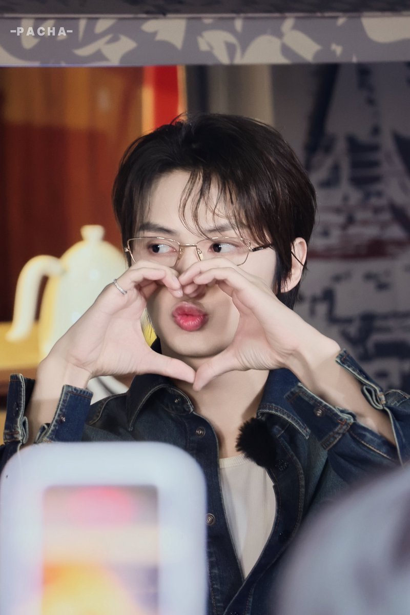 PACHA_miao tweet media