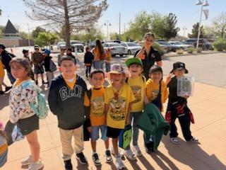 HHeights_ES's tweet image. Big smiles, lots of steps, and unforgettable memories! 😊 Our 2nd graders had an amazing adventure at the El Paso Zoo today. #BestDayEver #TeamSISD #ThrivingAtTheHive