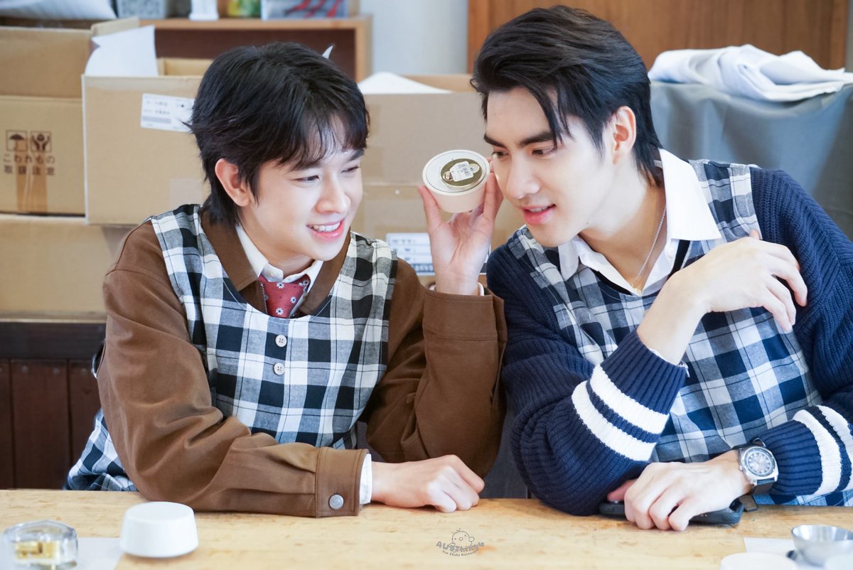 วันนี้พี่ฟลุ้คกับน้องแพนพามาทำกล่องดนตรีค้าบ ❤️

#เจ้าแก้มก้อน #Fluke_natouch 
#peterpanzz_w 
#WhiteMemoriesWithFlukePeterpan