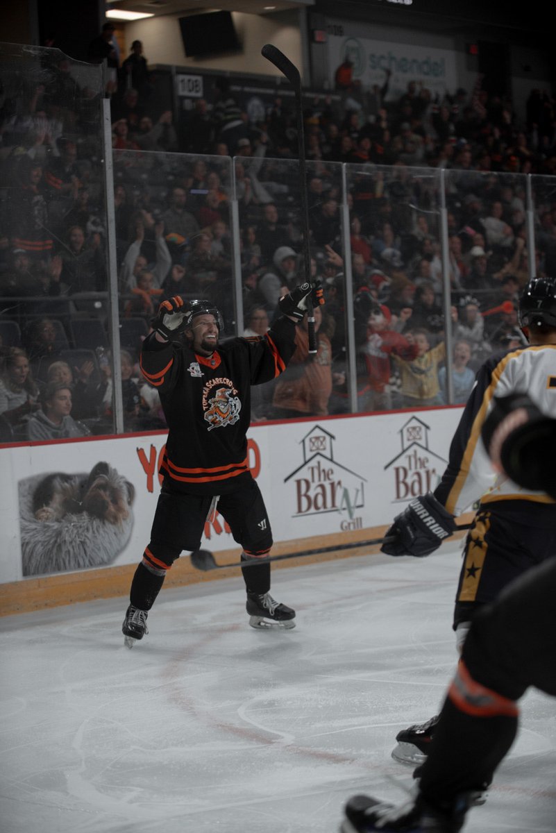 Topeka Scarecrows tweet media