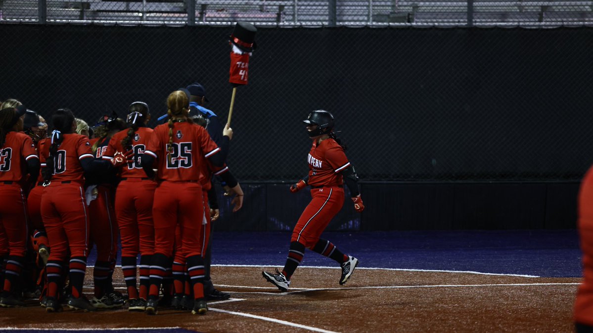 Austin Peay Softball tweet media