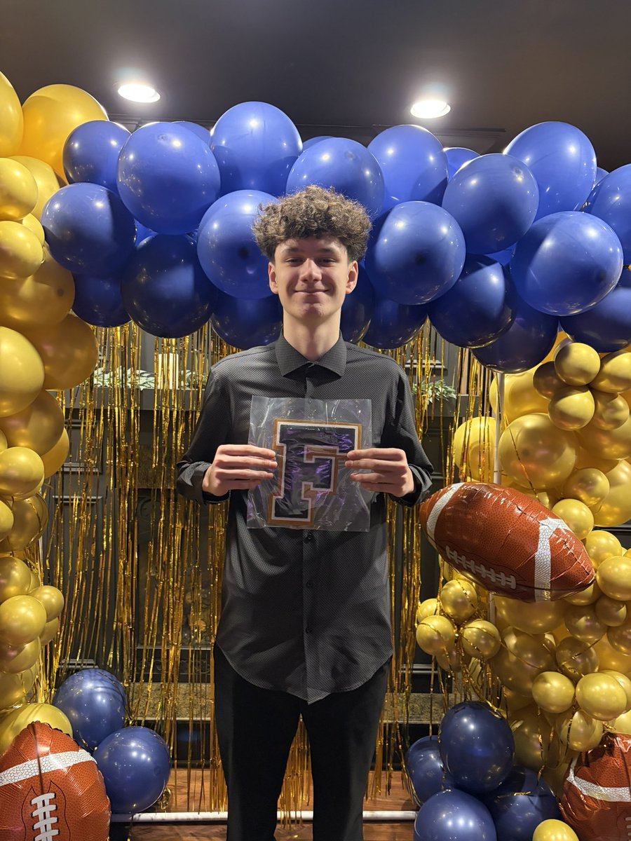 AdrianKrkuti_11's tweet photo. I received my Varsity letter in Football and Basketball as a Freshman. I am very thankful for all my coaches and teammates @fbhsfootball @FreeholdBBall who believed in me.  Looking forward to next seasons. https://t.co/EW5Xd0Y8F0