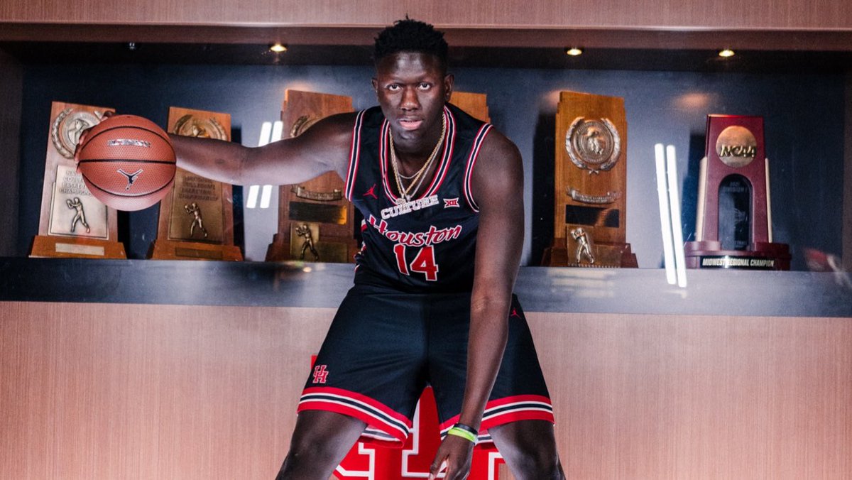 For those of you who are begging for us to add a force in the front-court, let me introduce you to the #1 Center recruit in the country, 7’1 290 behemoth Arafan Diane. By far the biggest guy we’ve ever had under Kelvin. Him and Jojo at the 4 &amp; 5 will have teams shaking
