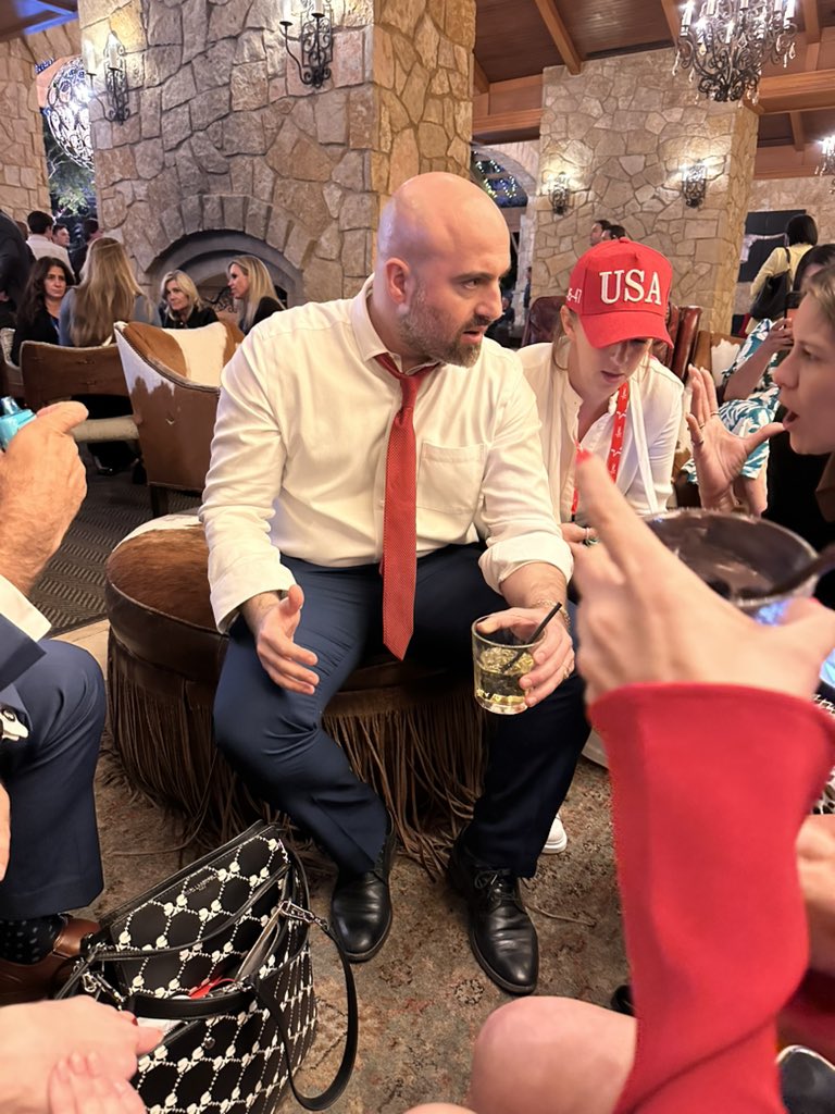 🇺🇸Chelle🇺🇸 tweet media