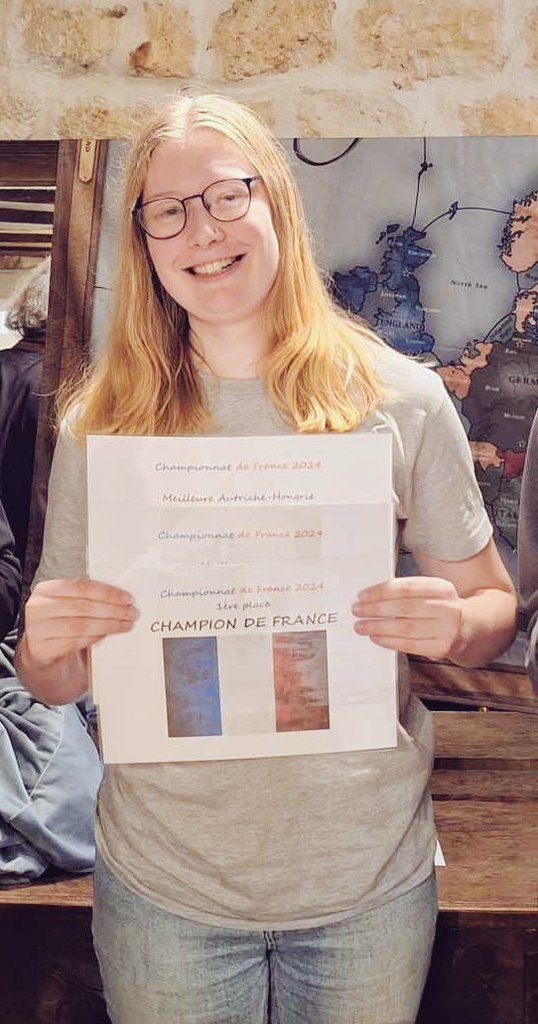 asso_diplo's tweet photo. Le champion de France 2024 de Diplomacy est une championne. https://t.co/O3CajuMlM8