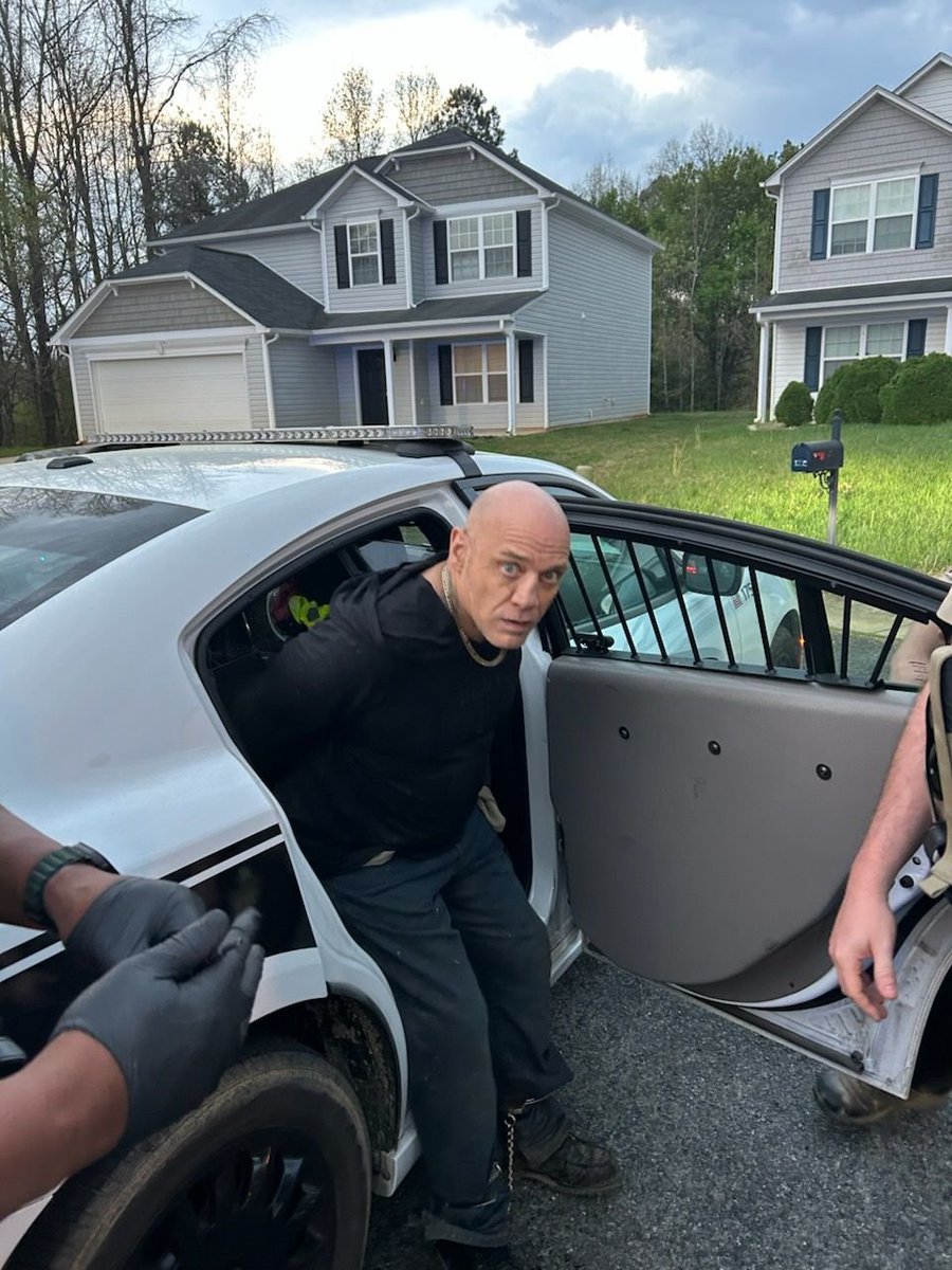 MurkyPiglet (DanaMitts) tweet media