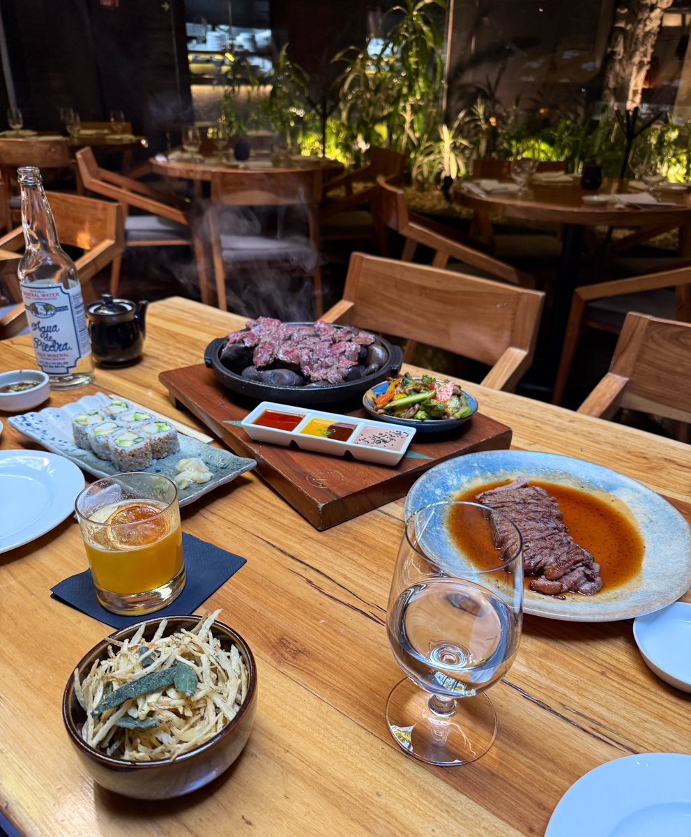 Alex Shiva 👽 tweet media