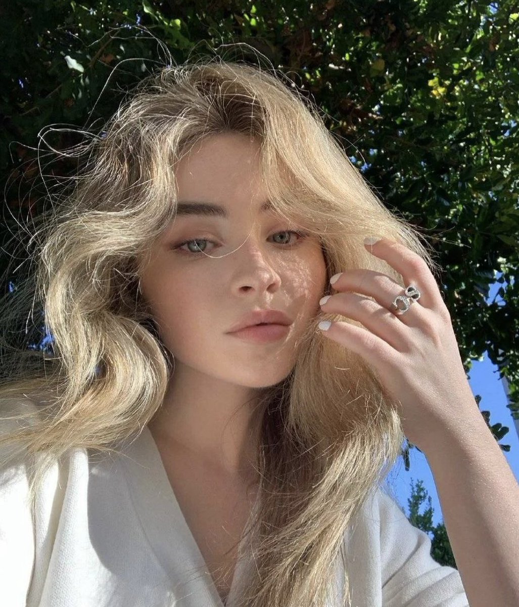 Sabrinaholic 🐾💋 tweet media