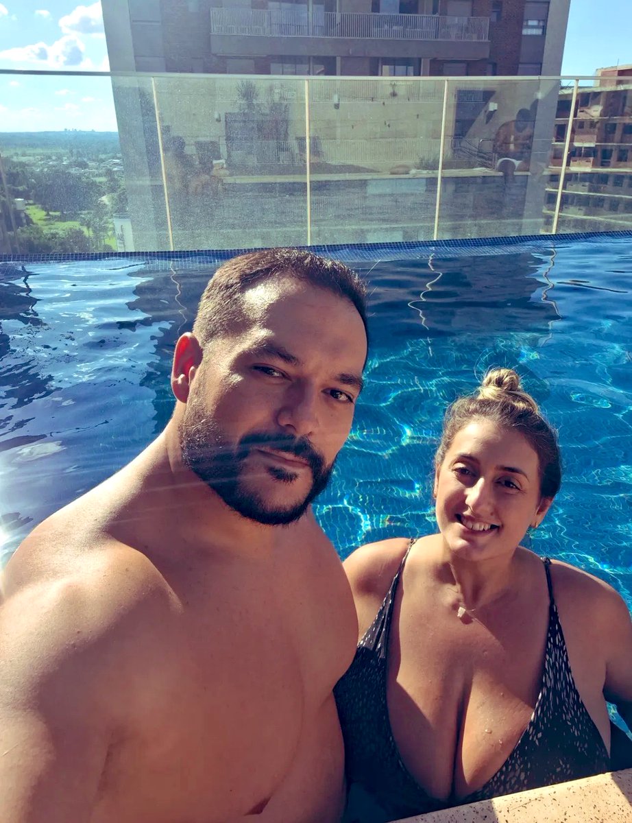 persian couple tweet media
