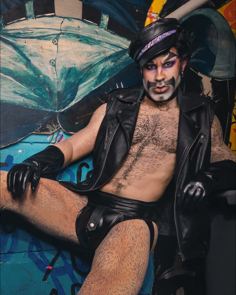 Drag Base tweet media