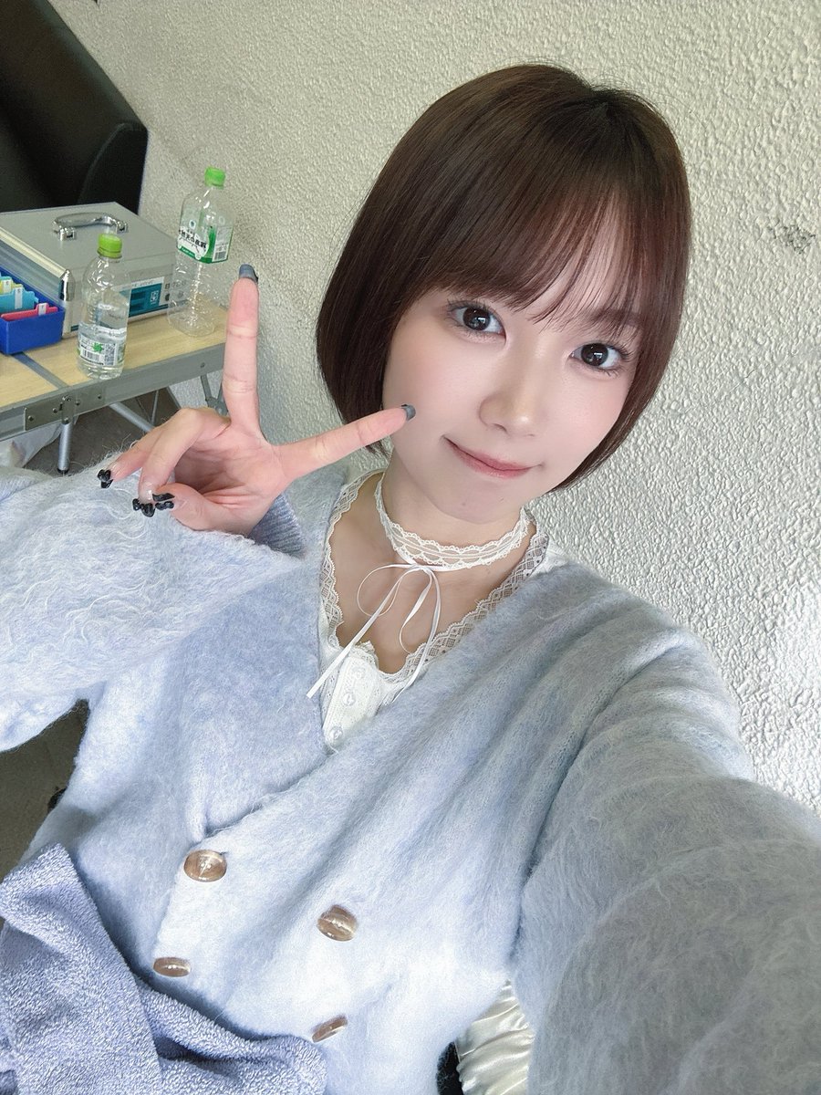 琴里ここ tweet media