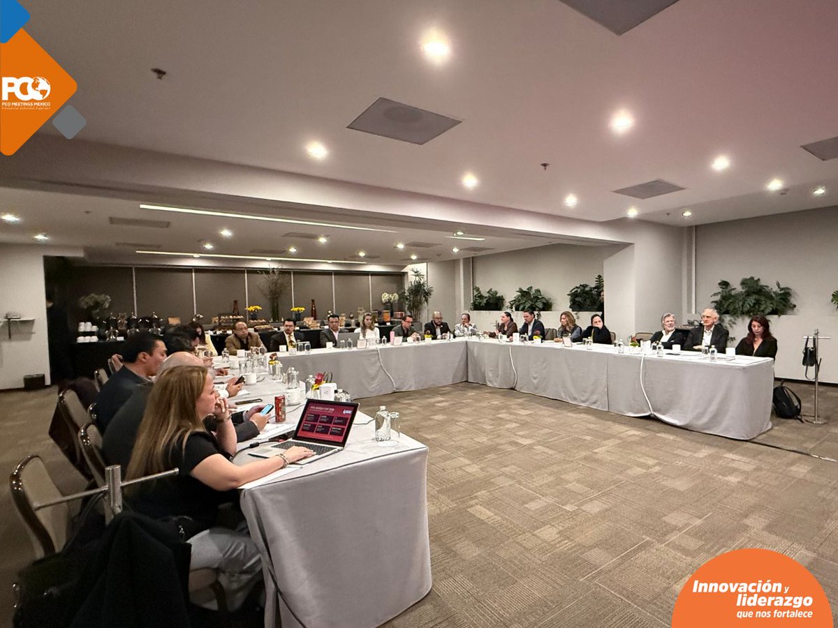 PCO_MM's tweet photo. En PCO Meetings México llevamos a cabo nuestra Asamblea Ordinaria Mensual, nos acompañaron representantes del Fondo Mixto de Promoción Turística de la Ciudad de México (@fmpt_cdmx):

 🔸Lic. Carlos Martínez Velázquez, Director General.
 🔸Lic. Omar Monroy Rodríguez, Director de Congresos y Convenciones.

Quienes dieron a conocer las novedades e impulso que se proyecta para la capital en la atracción de eventos nacionales e internacionales, estableciendo una mesa de diálogo y cooperación con la Asociación para futuras acciones.

@bpservimed @TT_Travel @YES_YourEvents 
#InnovaciónYLiderazgoQueNosFortalece #PCOMM #SociosPCOMM #MeetingProfs #IndustriaDeReuniones #Liderazgo