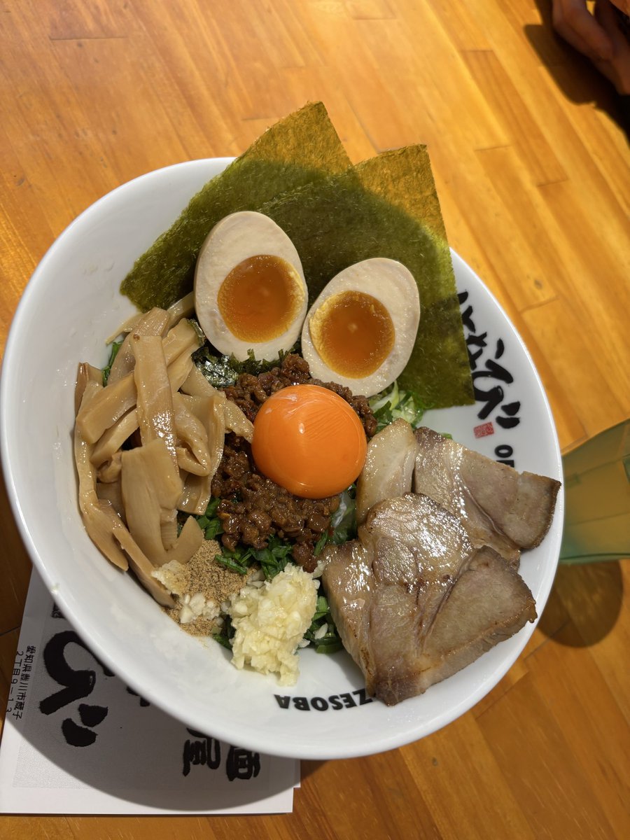 ZZy（じーじい） tweet media