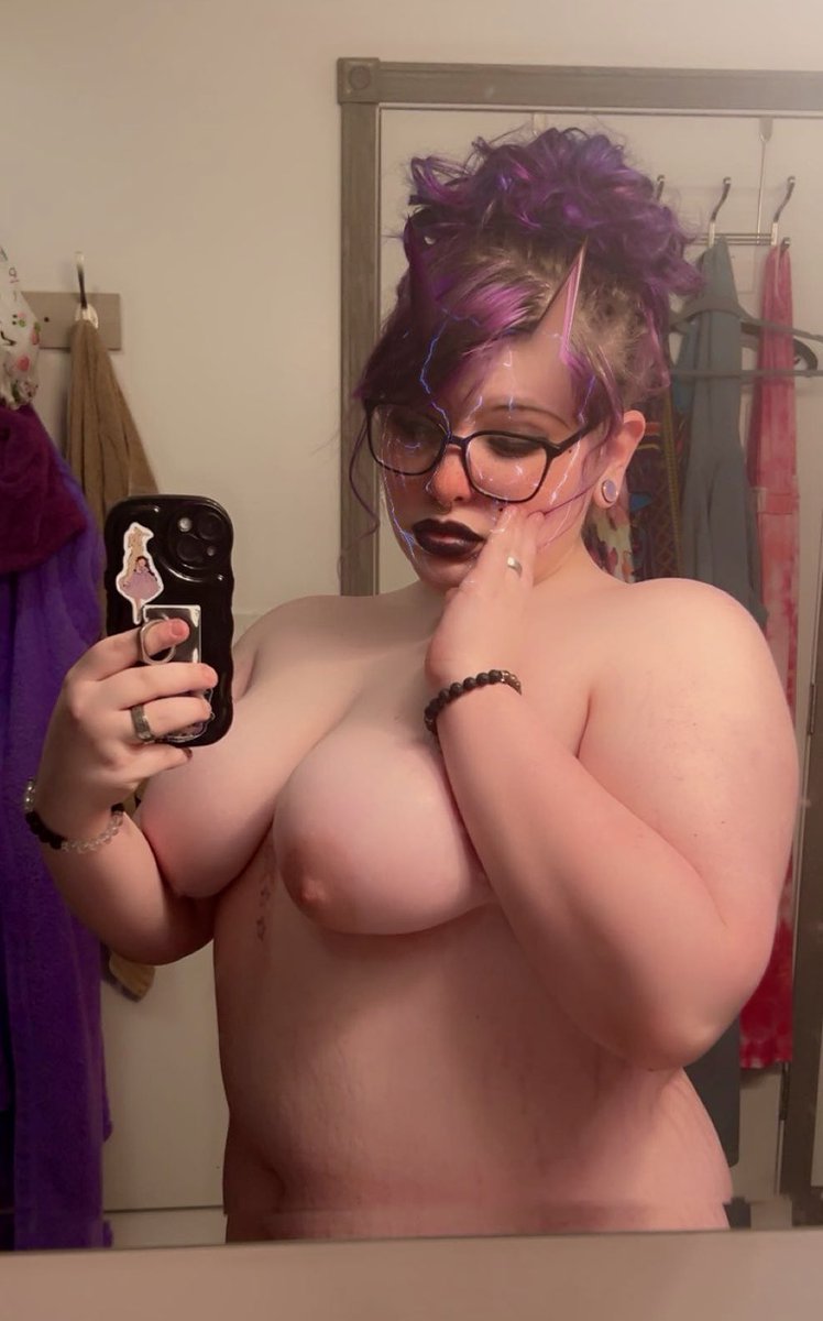 Doll 🔮🌙 tweet media