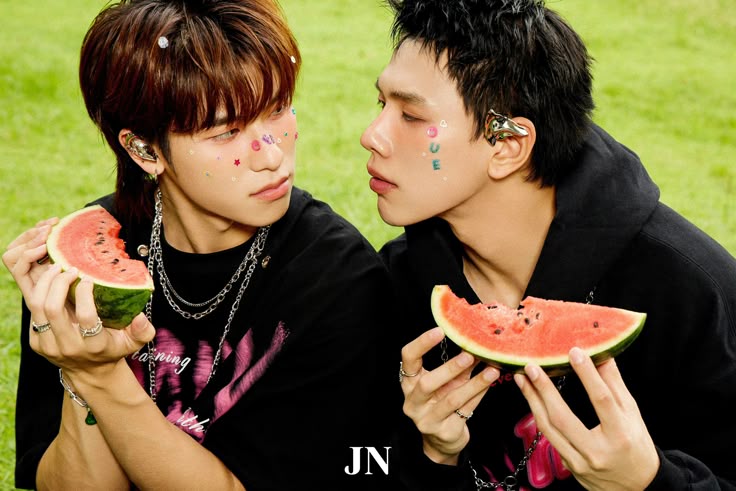 hourly ouroad tweet media