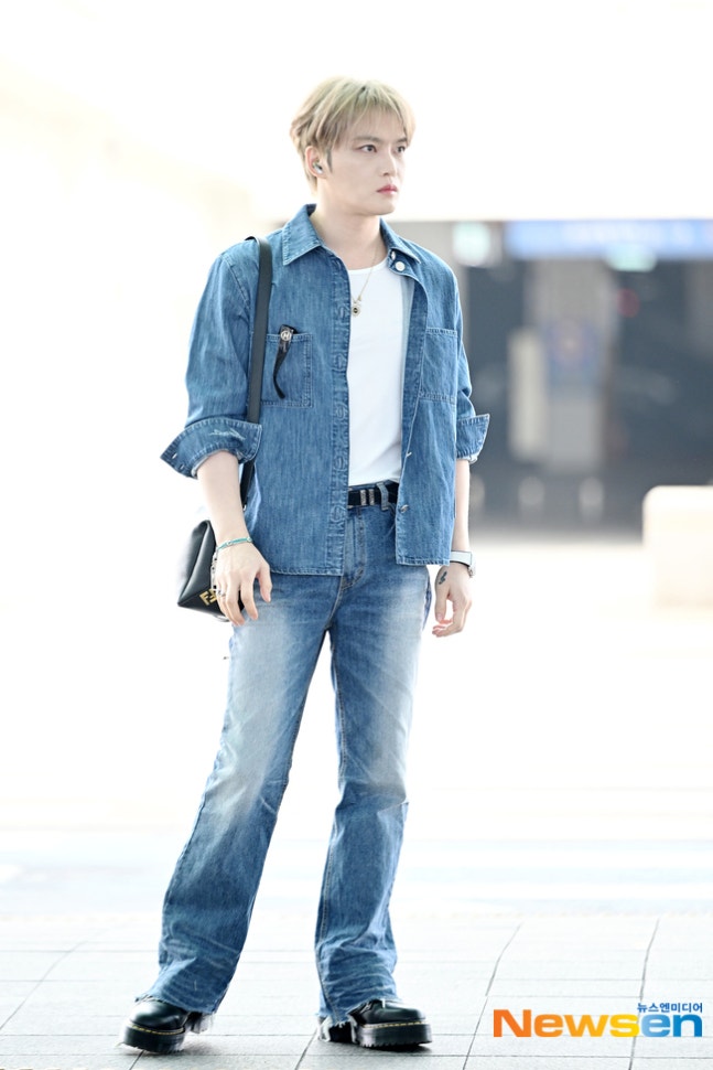 Kstyle_news's tweet photo. 【PHOTO】ジェジュン、ファンコンサートのためシンガポールへ出国（動画あり）
https://t.co/Rz314l94LB

#ジェジュン #JAEJOONG #김재중 https://t.co/gtVSekT5nV
