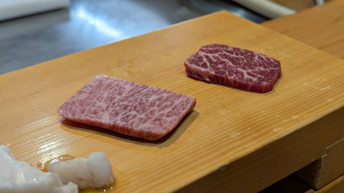 Tomy_717's tweet photo. ゴリラの誕生・送別祝いで中村で焼肉
2時間かけて移動しても食べる価値あった！
これで系列店制覇！ https://t.co/kZ6xw2Uppx
