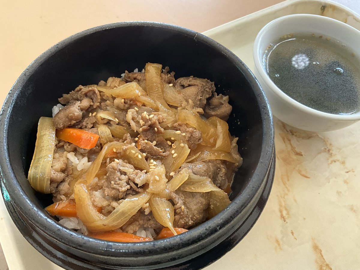 hishy18's tweet photo. #SOF778

リトルワールド韓国亭の「プルコギ丼」
ワカメスープとともに美味しくいただきました💛

#GOODISGOOD https://t.co/5vMmpdix9j