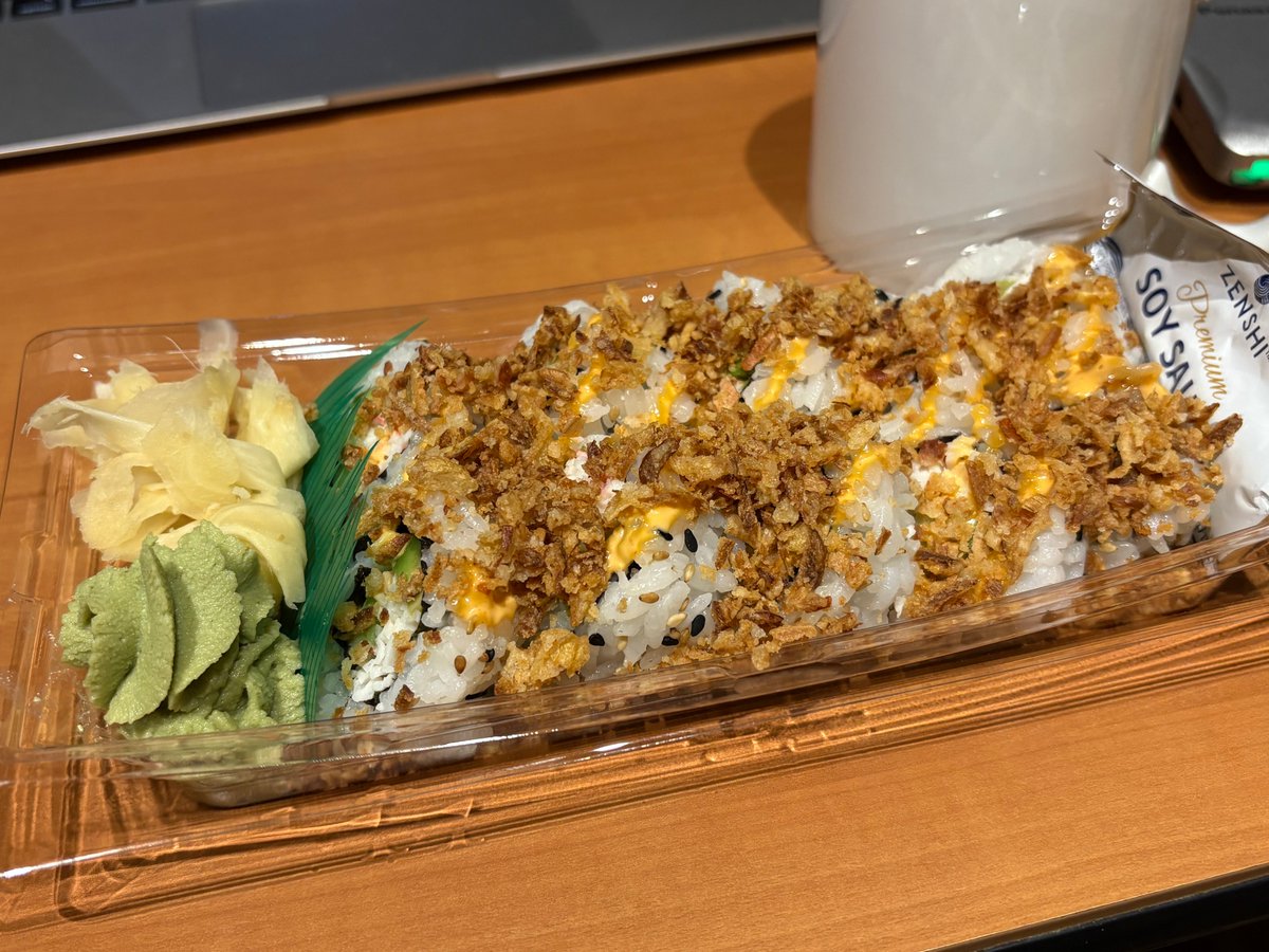 てかりん tweet media