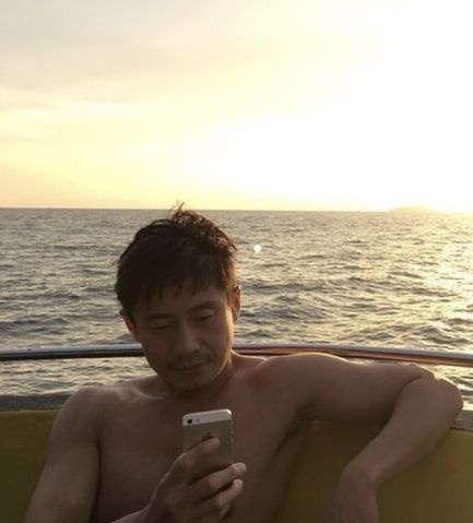 motherdanger_'s tweet photo. in his element 🏖☀️ https://t.co/V63B4aTtUe