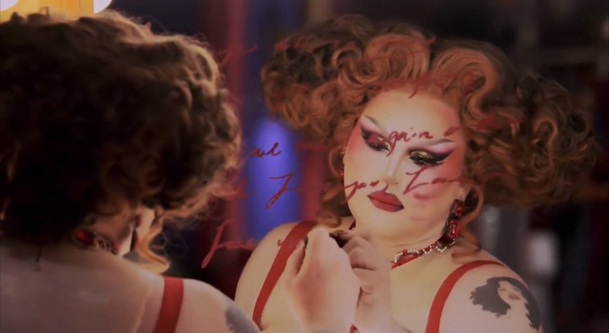 holly !! 🦚 tweet media