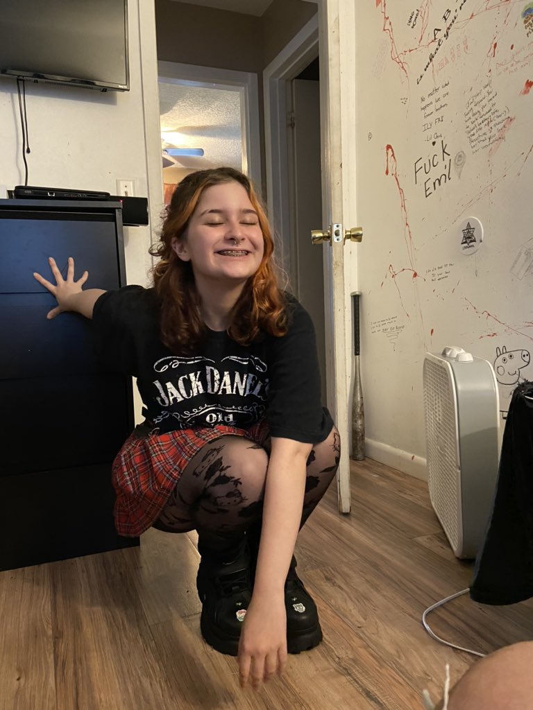 𝔸𝕟𝕟🌬️🌵🎀 tweet media