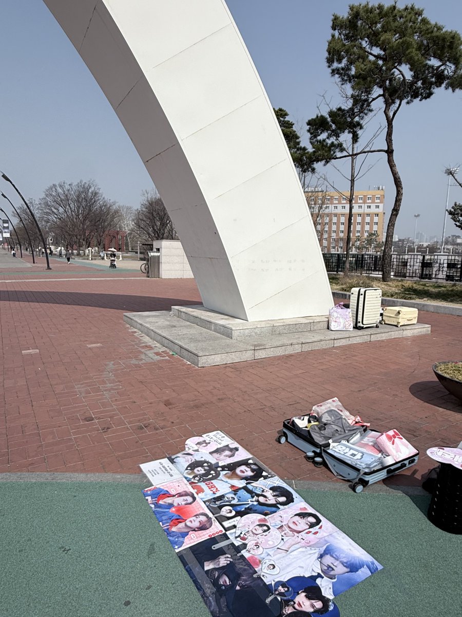 𝙎𝙤𝙡𝙨𝙩𝙞𝙘𝙚 tweet media