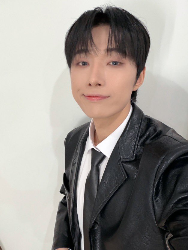 LUNA ❩ tweet media