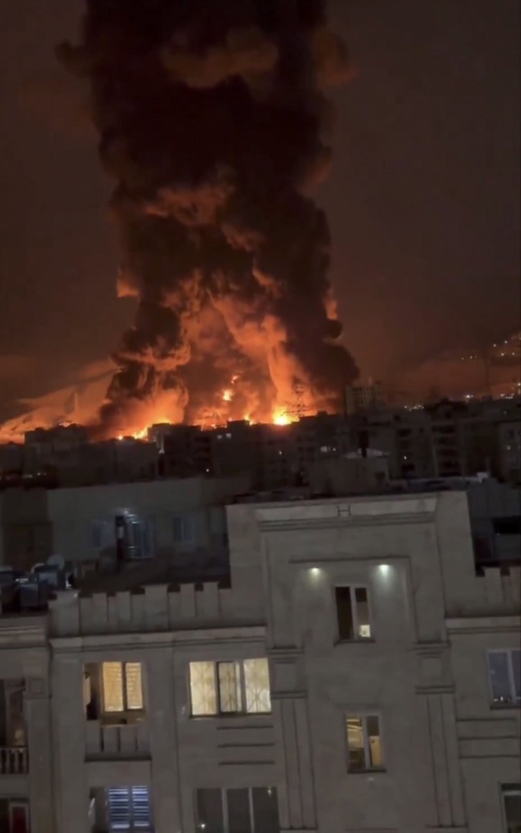 سـاري tweet media